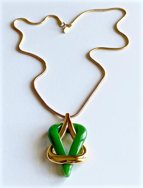 1979 GIVENCHY 
 NECKLACE
 JADE
