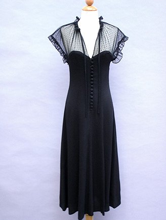 Posh Vintage: POSH Designer: 70S IRVINE SELLARS MADE IN ENGLAND-THE LACE IS ON from poshvintage.com