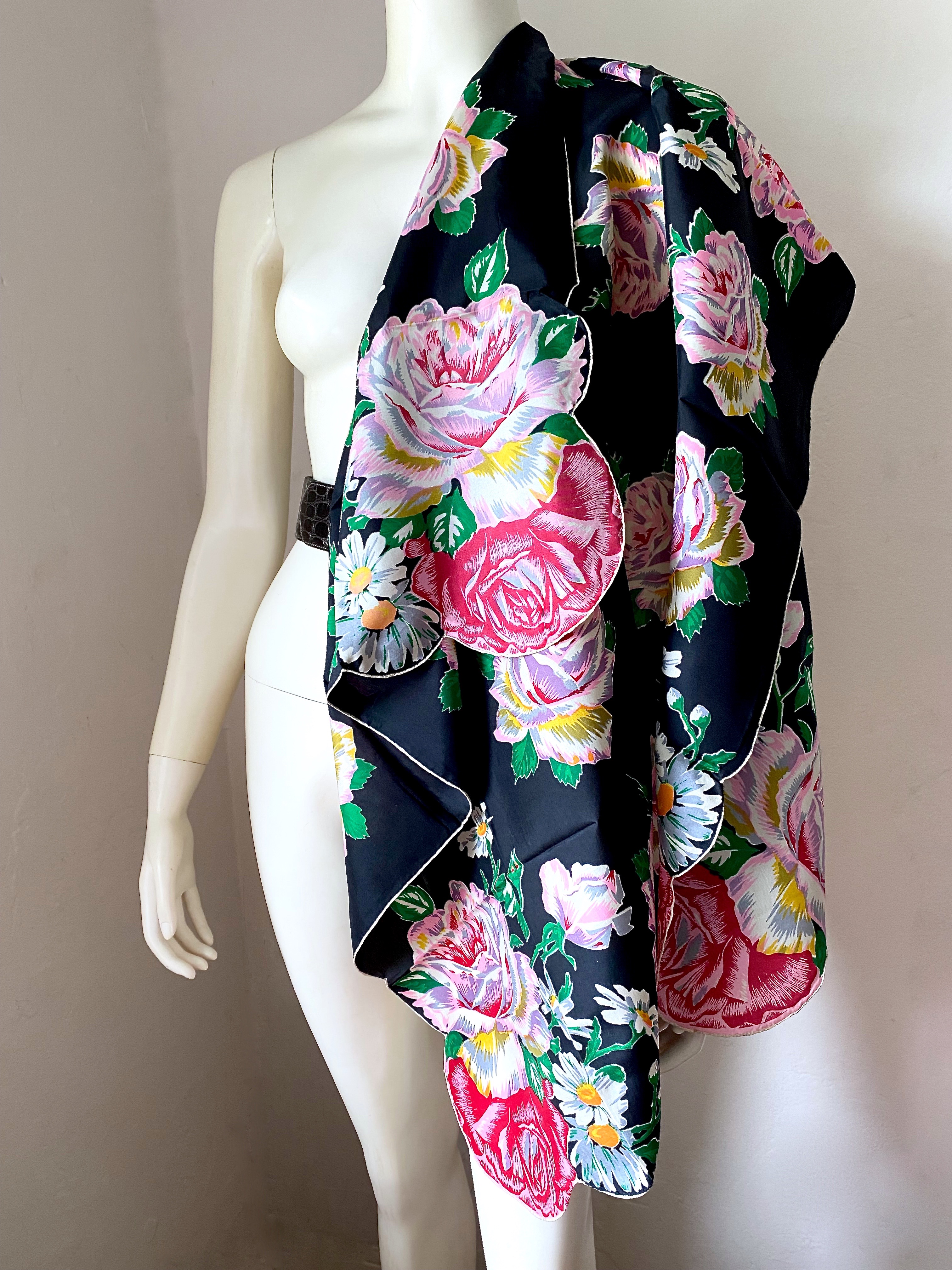 40S ROSES SCARF  AMERICAN BEAUTY