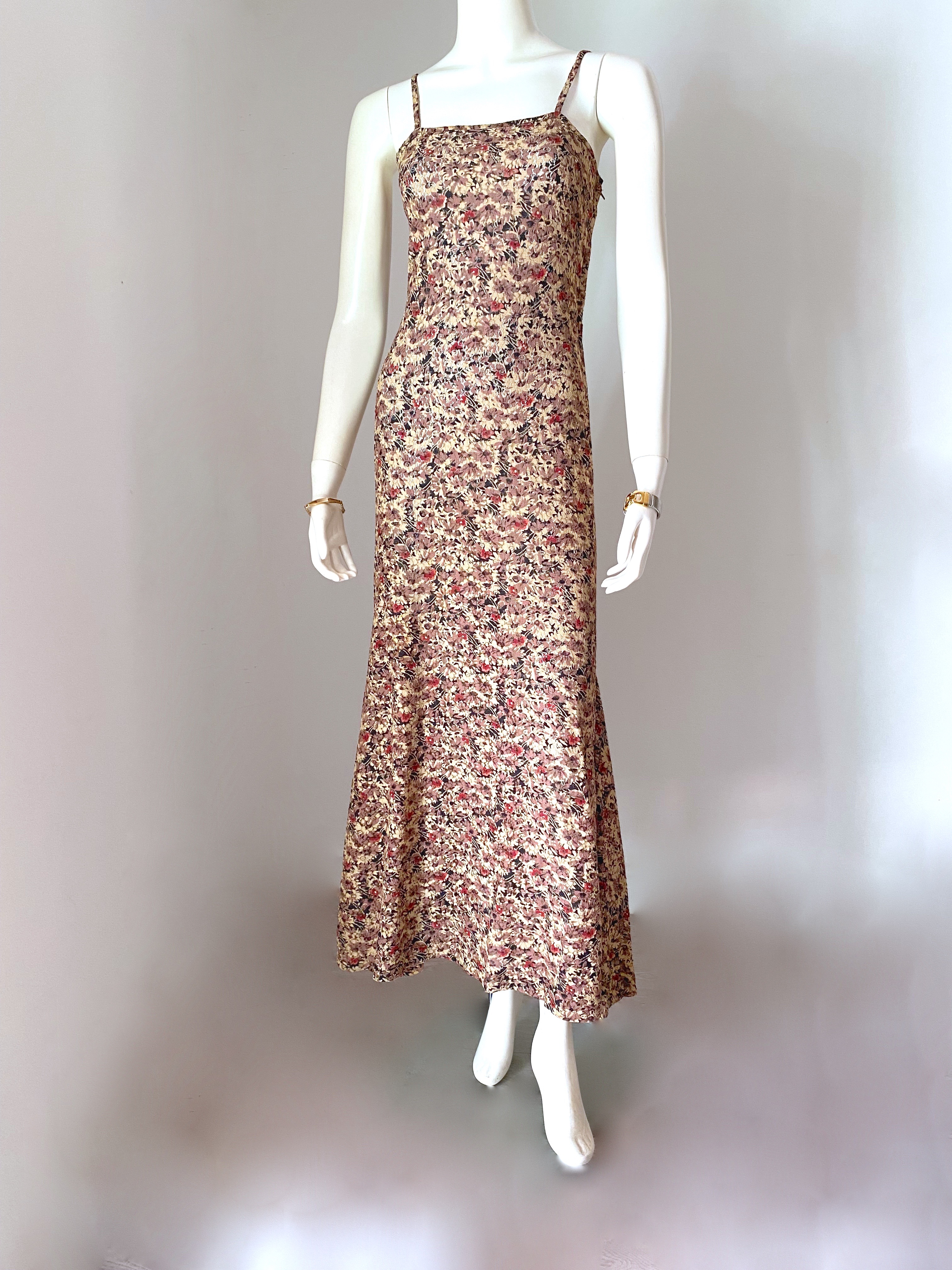 70S MARY QUANT   BRITISH LACE  2/4