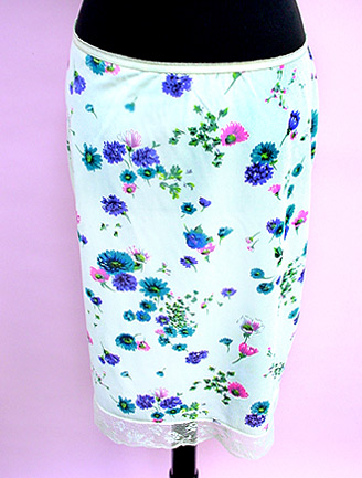 60S WHITE FLORALSLIP SKIRT