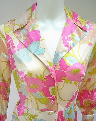 60S VANITY FAIR FLORAL ROBE  10