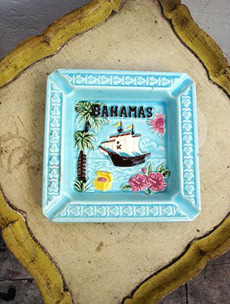 70S PIRATES OF THE BAHAMAS ASHTRAY